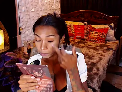 Snapshot of SluttyWhoreAra chatting on 21, 4, 2026 SluttyWhoreAra online show from 21, 4, 2026