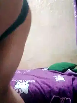 Snapshot of salwalona chatting on 8, 4, 2026 salwalona online show from 8, 4, 2026