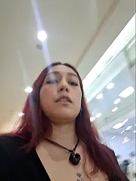 Snapshot of Ayleeen25 chatting on 5, 4, 2026 Ayleeen25 online show from 5, 4, 2026