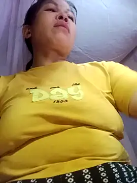 Snapshot of -Luni- chatting on 28, 7, 2026 -Luni- online show from 28, 7, 2026