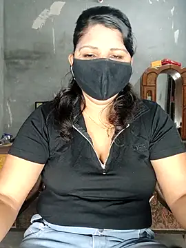 Riyashrma001 online show from 13, 4, 2026