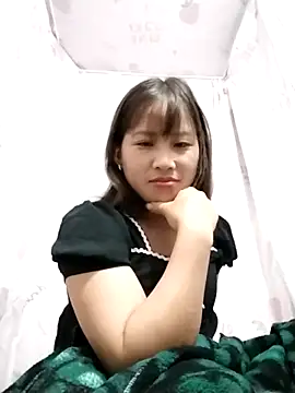 Snapshot of Yo-must chatting on 19, 4, 2026 Yo-must online show from 19, 4, 2026