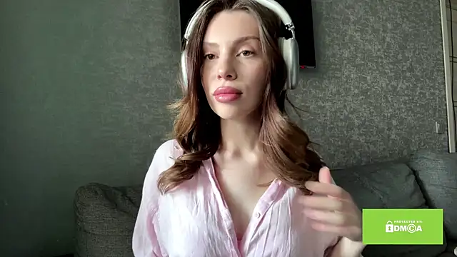 anycamx online show from 13, 4, 2026