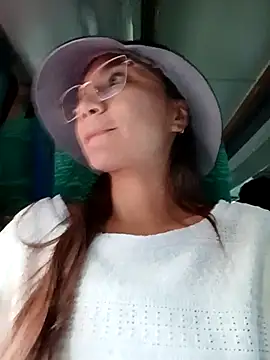 Snapshot of Leticia_Hinkley_ chatting on 27, 4, 2026 Leticia Hinkley online show from 27, 4, 2026