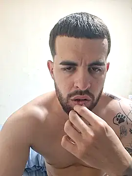 leoxxxgato online show from 19, 4, 2026