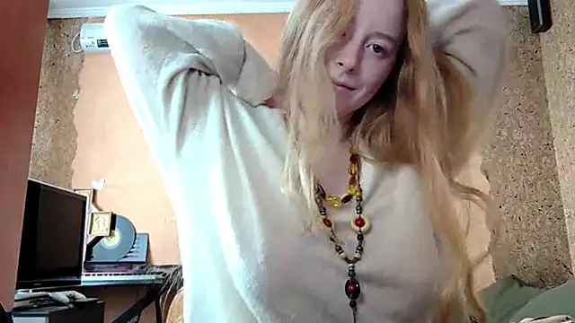 Snapshot of KateVibe_01 chatting on 6, 4, 2026 KateVibe 01 online show from 6, 4, 2026