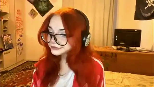 RedHeadCat online show from 11, 5, 2026