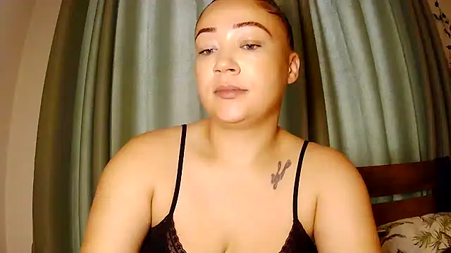 Snapshot of Theone_T chatting on 22, 6, 2026 Theone T online show from 22, 6, 2026