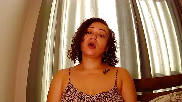 Snapshot of Theone_T chatting on 24, 6, 2026 Theone T online show from 24, 6, 2026