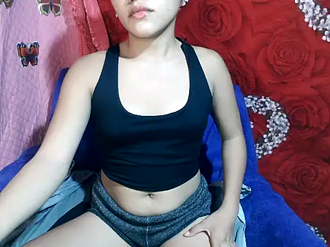 Snapshot of kiffy_miley79 chatting on 21, 6, 2026 kiffy miley79 online show from 21, 6, 2026