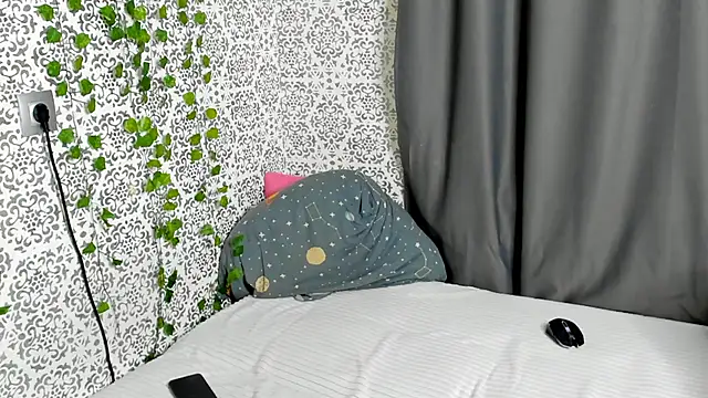 Snapshot of _Srifi_ chatting on 20, 6, 2026 Srifi online show from 20, 6, 2026