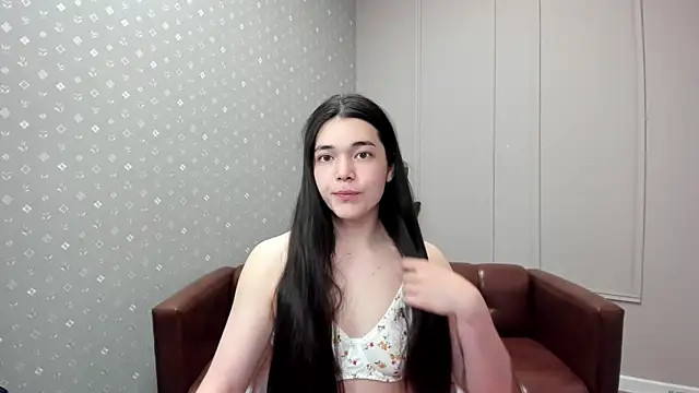 Arianna Grandi online show from 6, 5, 2026