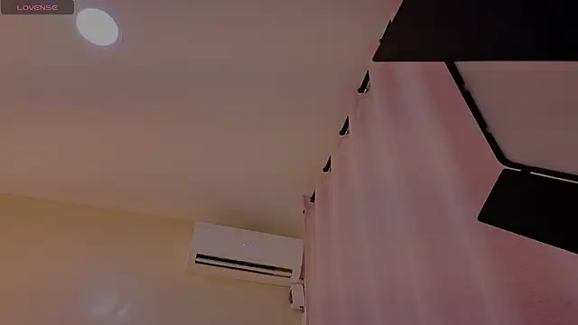 sweetkimmie  online show from 30, 4, 2026