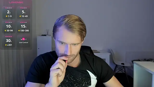 Snapshot of Paul_Rolex chatting on 17, 3, 2026 Paul Rolex online show from 17, 3, 2026