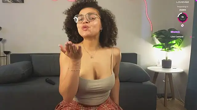 twistedlatte online show from 26, 5, 2026