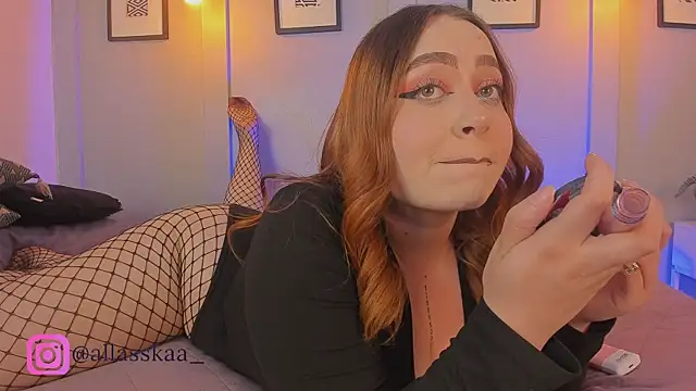 allasskaaa1 online show from 22, 4, 2026