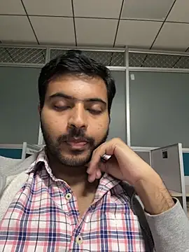 Sweetloverr28 online show from 27, 4, 2026