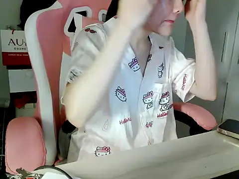 lucienguyen online show from 22, 4, 2026