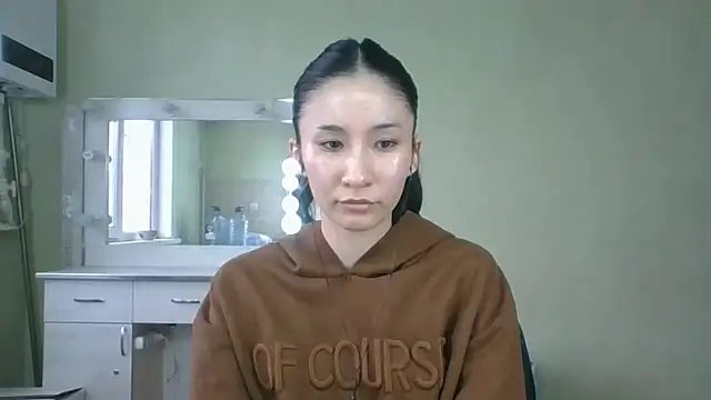 TorieFlakes online show from 15, 4, 2026