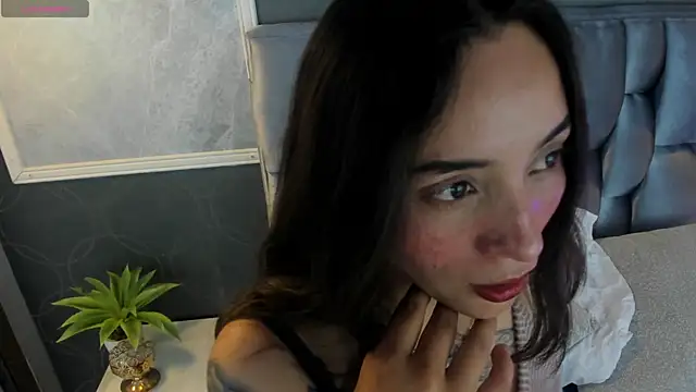 Cata Jonees online show from 15, 4, 2026
