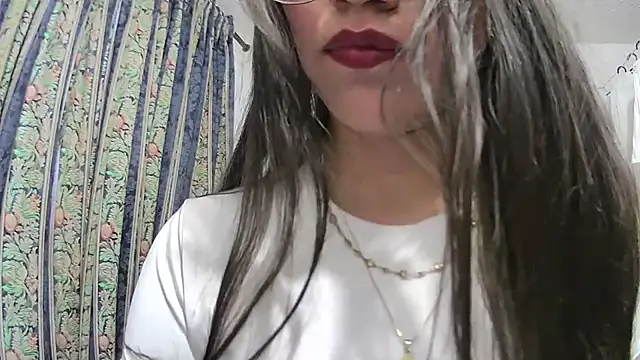AriaRueda online show from 25, 7, 2026