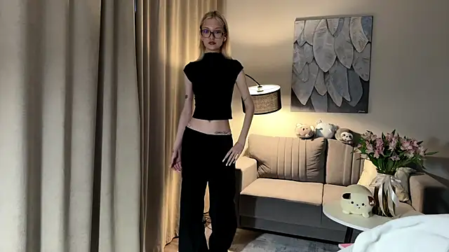 EvelineMolima online show from 11, 5, 2026