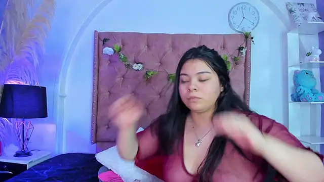 Snapshot of ROSELEI_ chatting on 22, 5, 2026 ROSELEI online show from 22, 5, 2026