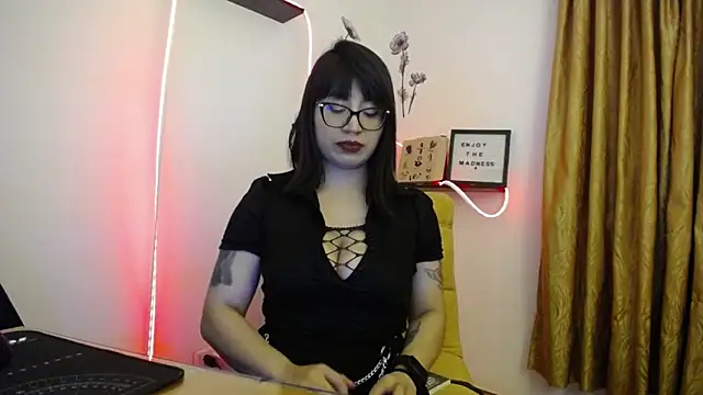 Isis dark online show from 20, 4, 2026