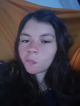 papo model online show from 10, 4, 2026