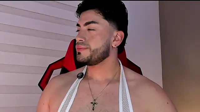 Snapshot of Alexander_Diazz chatting on 7, 4, 2026 Alexander Diazz online show from 7, 4, 2026