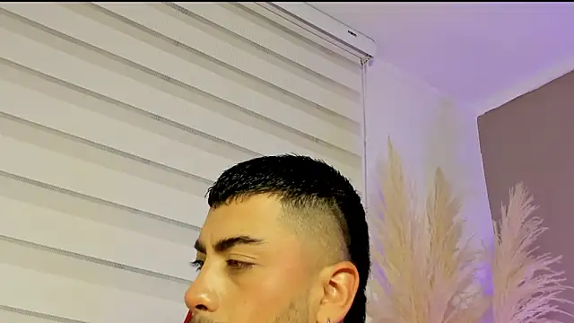 Alexander Diazz online show from 13, 5, 2026