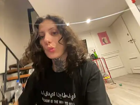 Lollych3rryp0p online show from 16, 4, 2026