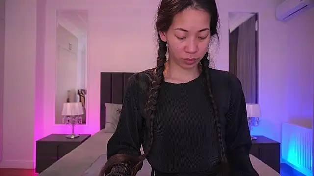 YunaYum online show from 27, 4, 2026