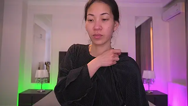 YunaYum online show from 28, 4, 2026