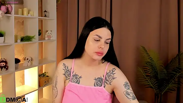 Snapshot of Oliviabagheera chatting on 9, 4, 2026 Oliviabagheera online show from 9, 4, 2026