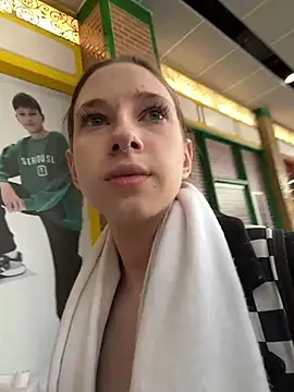 michelle lovique online show from 10, 4, 2026