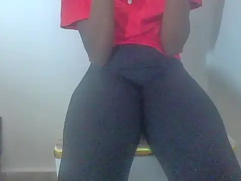 Momoe02 online show from 11, 4, 2026