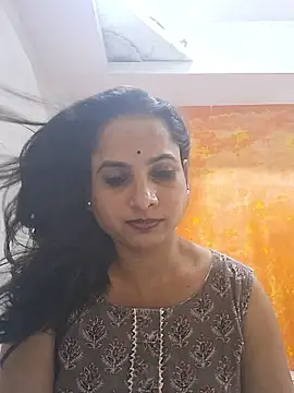 Bebo QueeN online show from 2, 5, 2026