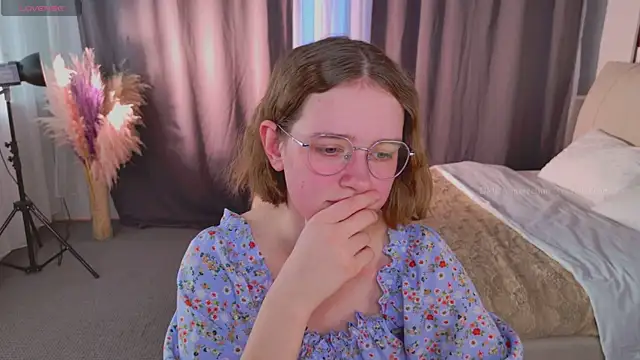 FreeHarmony  online show from 9, 4, 2026