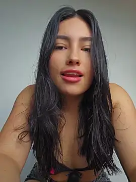 VioletRousee online show from 12, 6, 2026