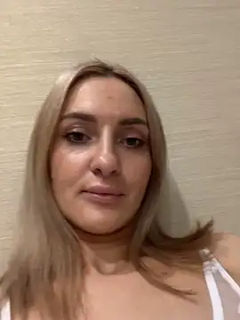 lovencat online show from 17, 4, 2026