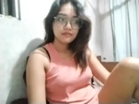 Snapshot of OliviaCarchi chatting on 10, 7, 2026 OliviaCarchi online show from 10, 7, 2026