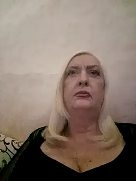 Julia20X online show from 14, 4, 2026