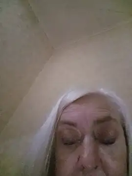 Julia20X online show from 4, 7, 2026