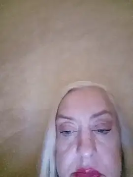 Julia20X online show from 10, 7, 2026