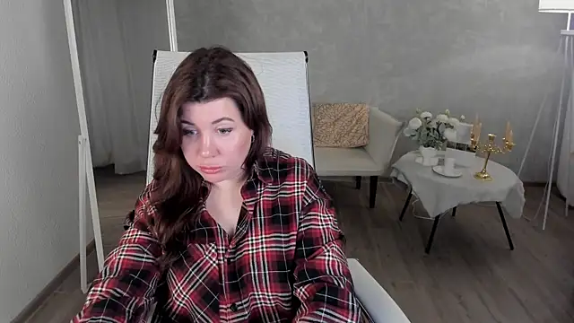 TheaCassian online show from 28, 4, 2026