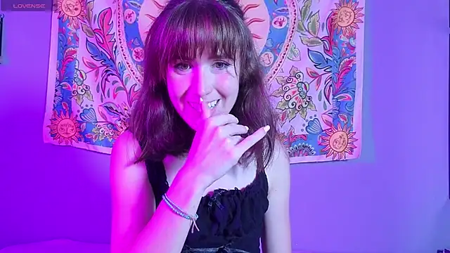 MyLovelyClitty online show from 25, 6, 2026