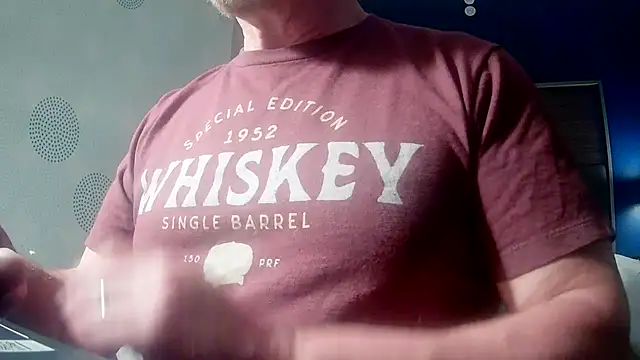 ilundercover online show from 15, 4, 2026