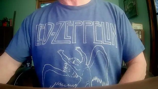 ilundercover online show from 25, 4, 2026