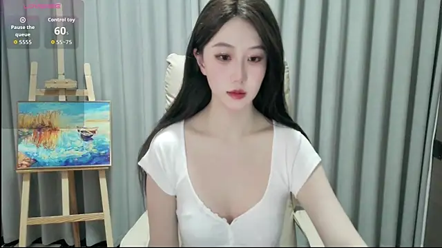 Snapshot of LUNYI-CC chatting on 8, 6, 2026 LUNYI-CC online show from 8, 6, 2026